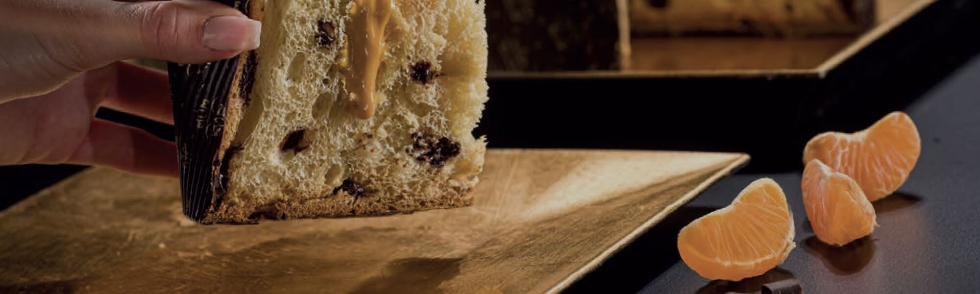 mandarin-and-chocolate-panettone